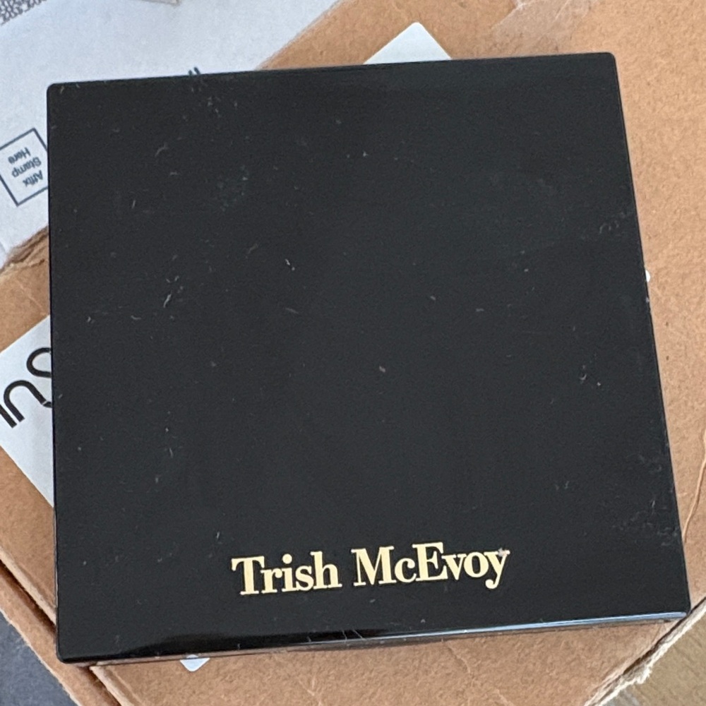 Trish McEvoy Black Compact Grooming Case with Gold Logo
